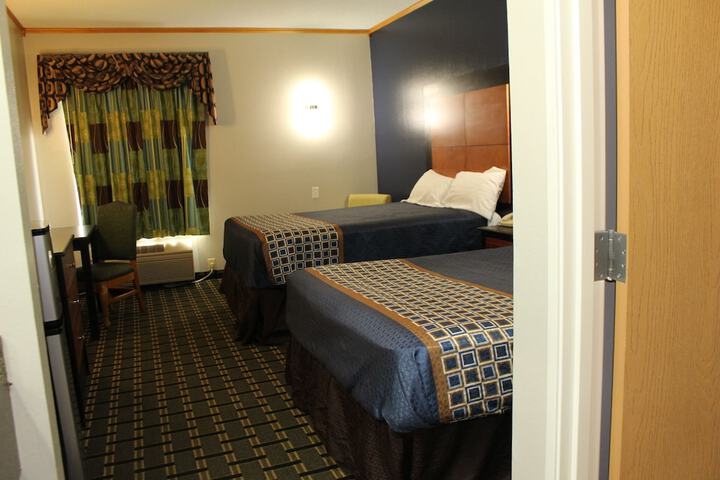 Room 5 of 17
