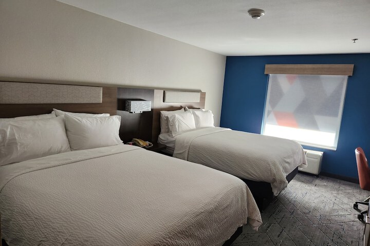 Room 19 of 56
