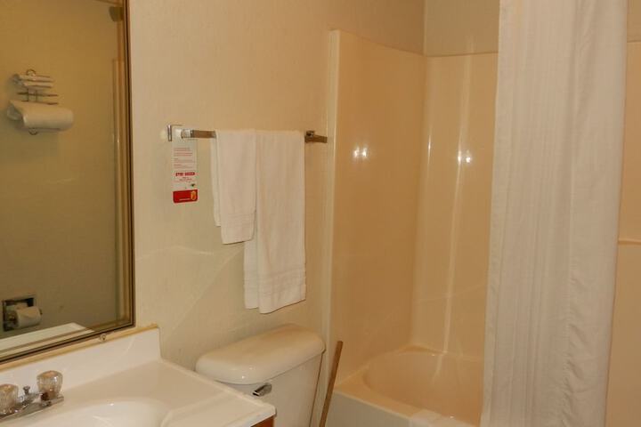 Room 15 of 46