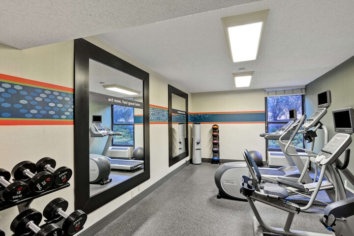 Hampton Inn State College