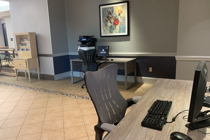 Business Center 39 of 39