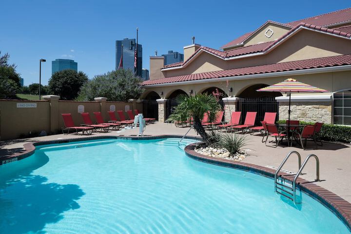 Pool 5 of 30