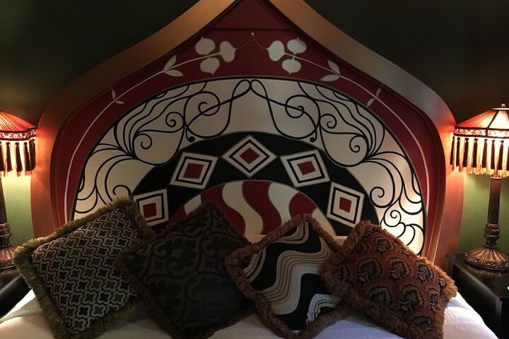 McMenamins Crystal Hotel