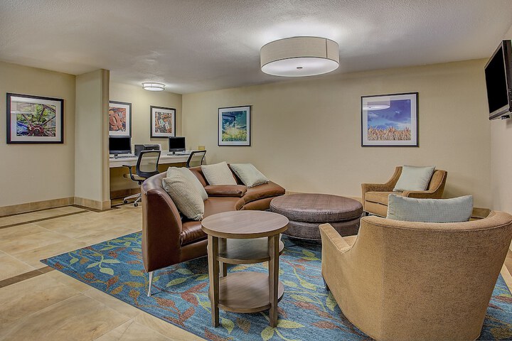 Hotel 5 of 34