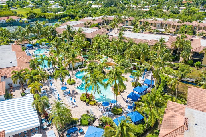Naples Bay Resort & Marina