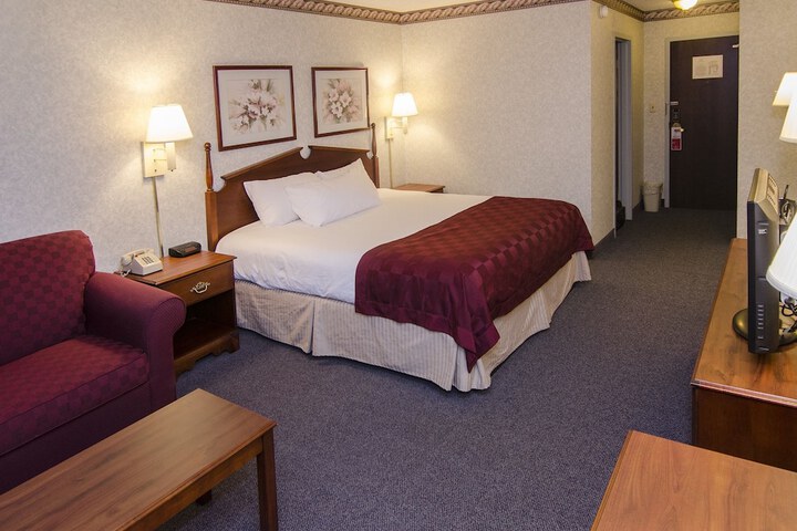 Room 13 of 34