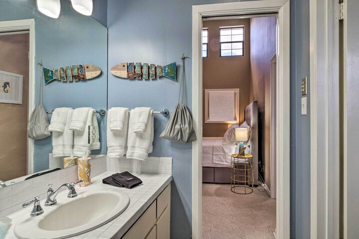 Horseshoe Bay Resort Townhome - Near Lake Lbj!