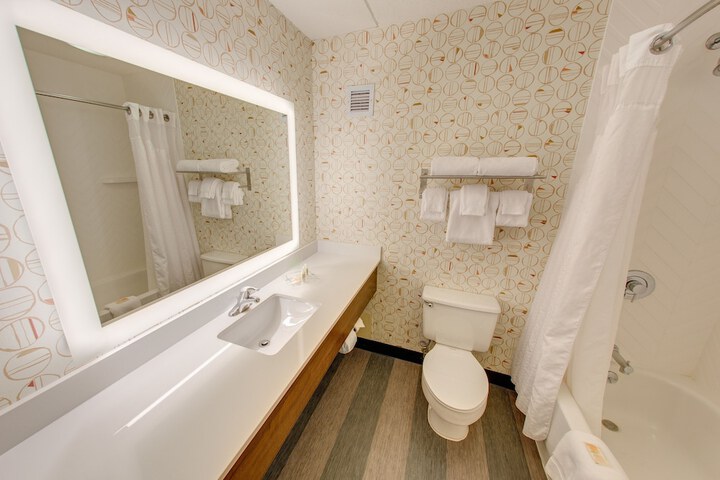 Holiday Inn Auburn-Finger Lakes Region by IHG