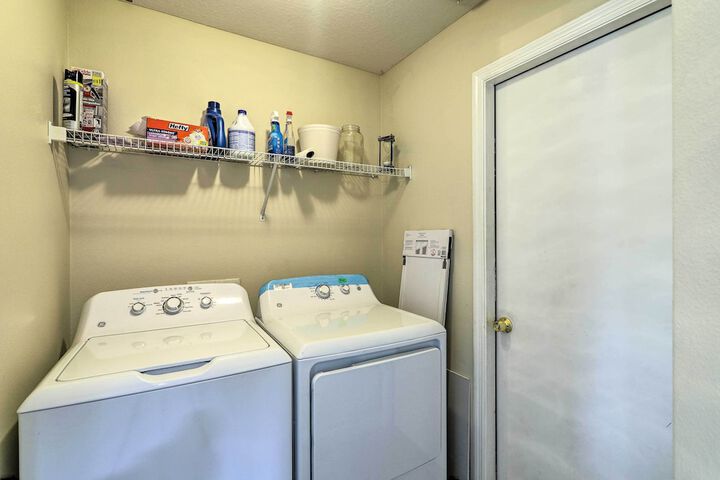 Charming Palm Bay Retreat w / Spacious Yard!
