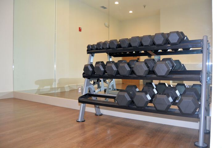 Holiday Inn Express & Suites by IHG