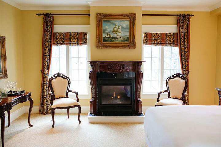 Riverbend Inn and Vineyard