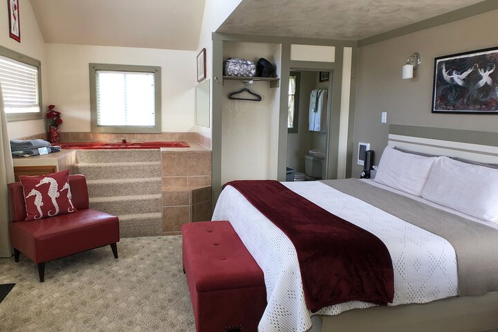 Room 25 of 103