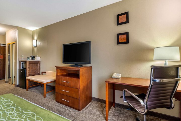Room 19 of 42