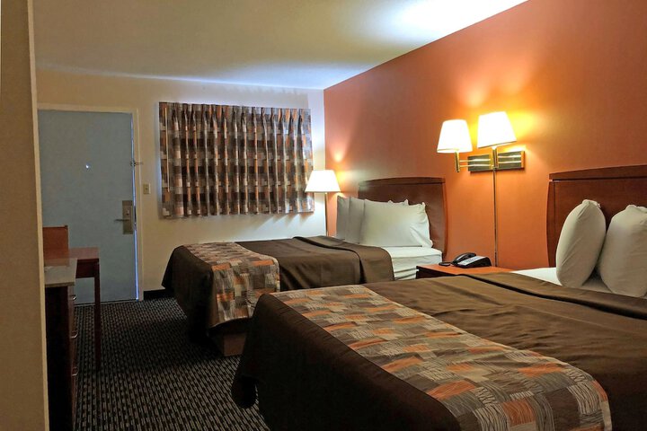 Room 23 of 25