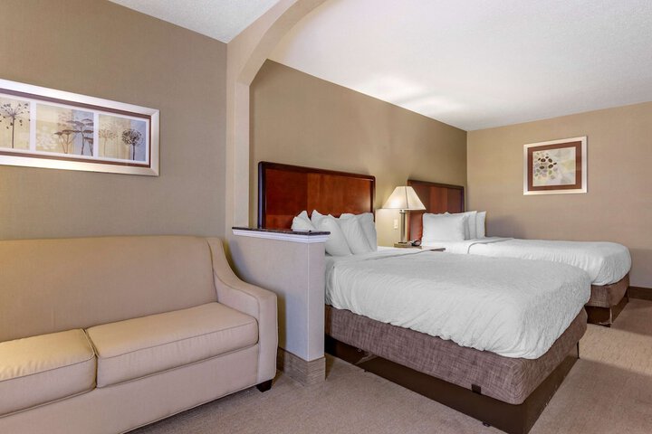 Best Western Plus Inn at Hunt Ridge