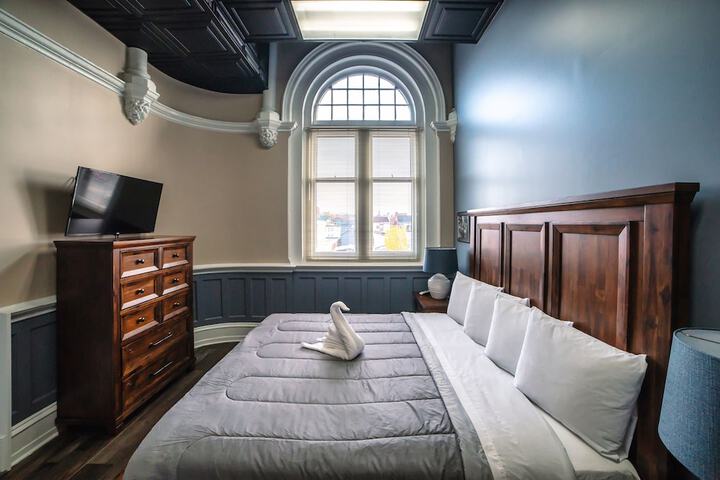 Room 191 of 223