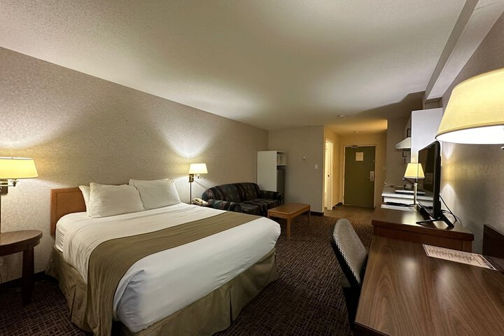 Room 13 of 68