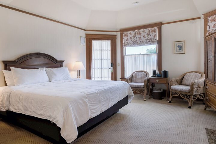 Pacific Grove Inn
