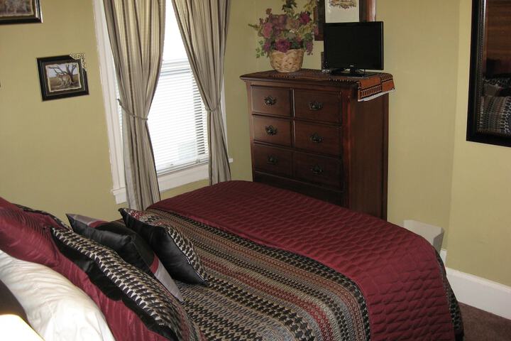 Room 64 of 112