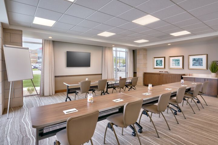 Staybridge Suites Lehi - Traverse Ridge Center by IHG