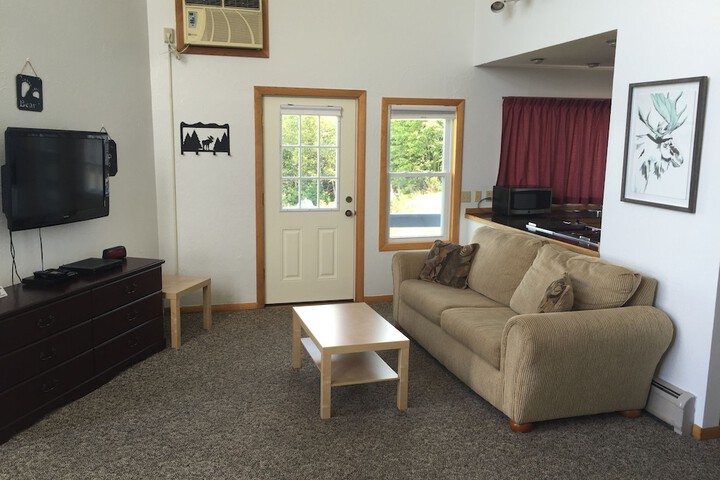 Room 13 of 31