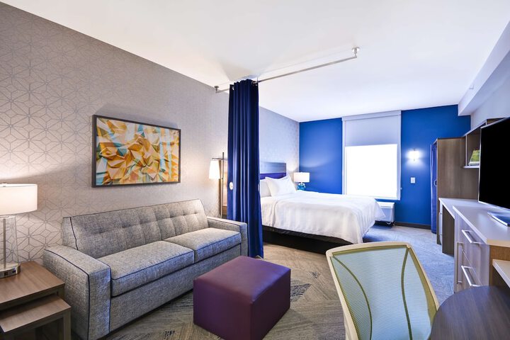 Room 18 of 46