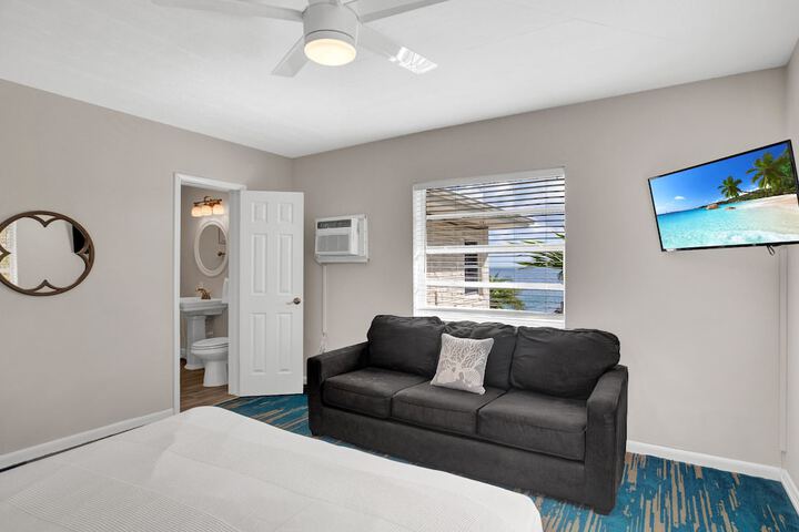 Room 102 of 206
