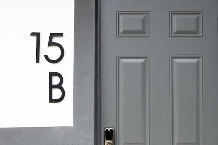 Room 42 of 85