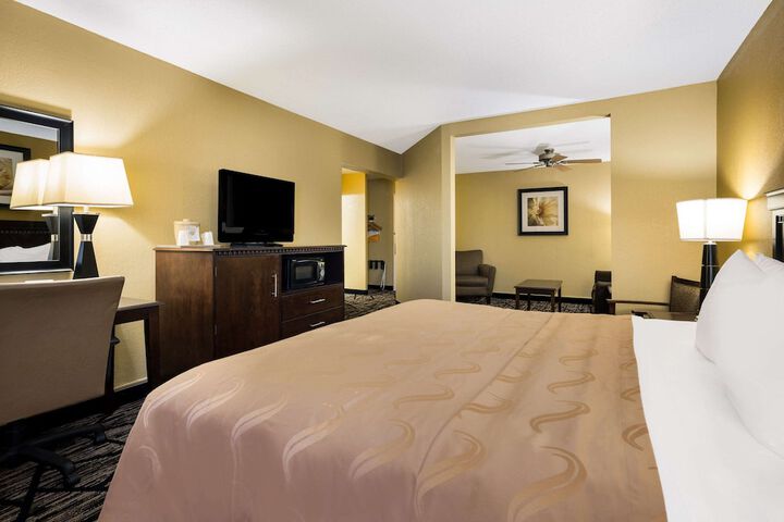 Room 42 of 89