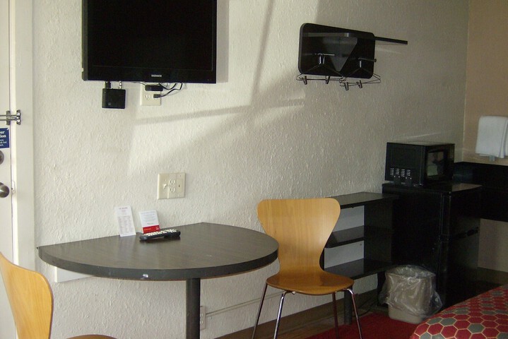 Room 30 of 39