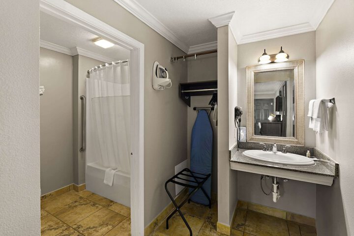 Quality Inn Ocean Springs - Biloxi East