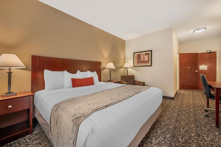Quality Inn & Suites