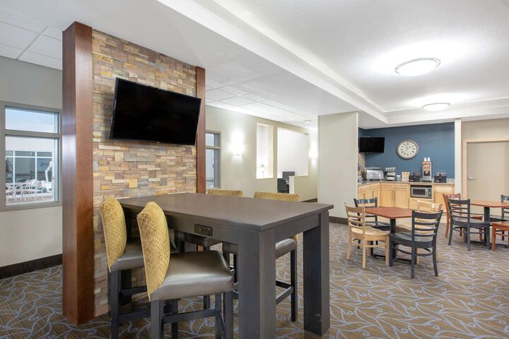 Hotel Interior 10 of 26