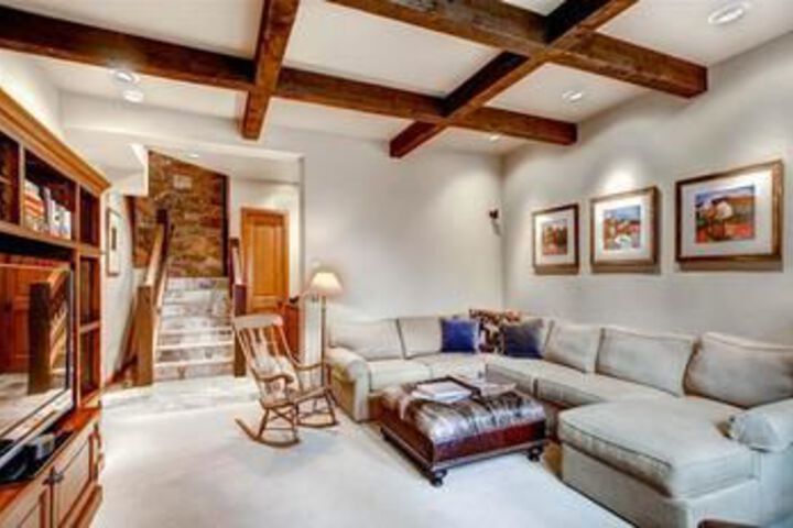 Moose Lodge Highlands Area by Pinnacle Lodging