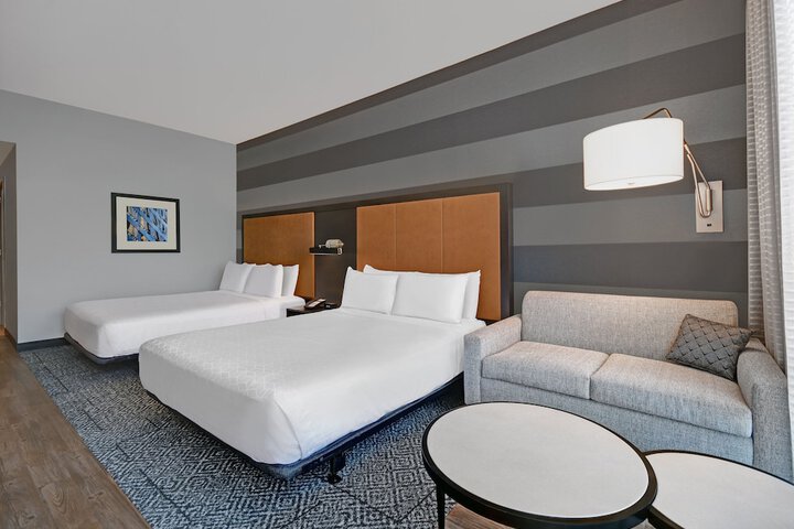 Room 39 of 56
