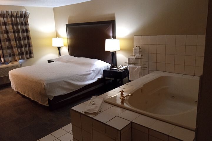 Americas Inn