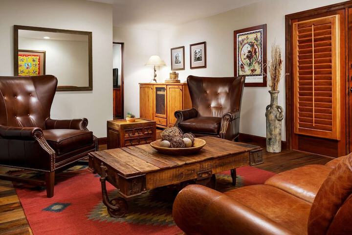 Hermosa Inn