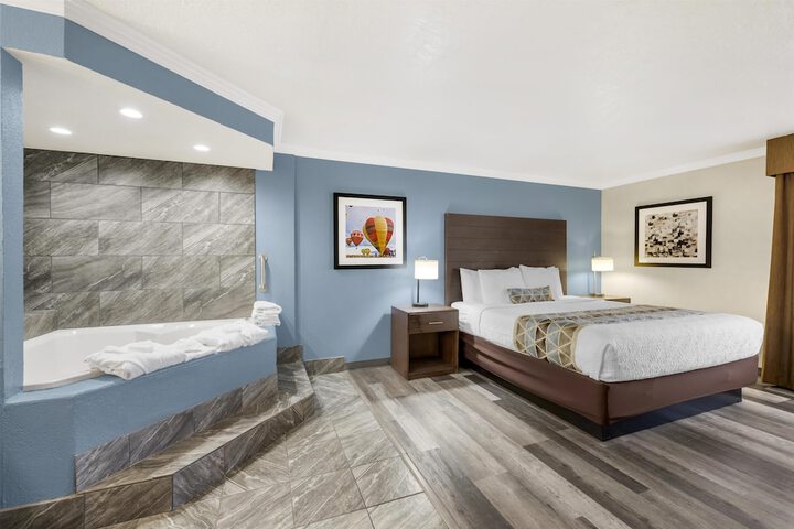 Best Western Airport Albuquerque InnSuites Hotel & Suites