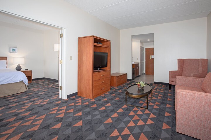 Holiday Inn & Suites Goodyear - West Phoenix Area by IHG