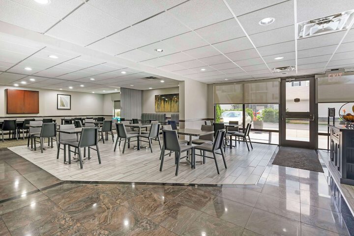 Best Western Suites