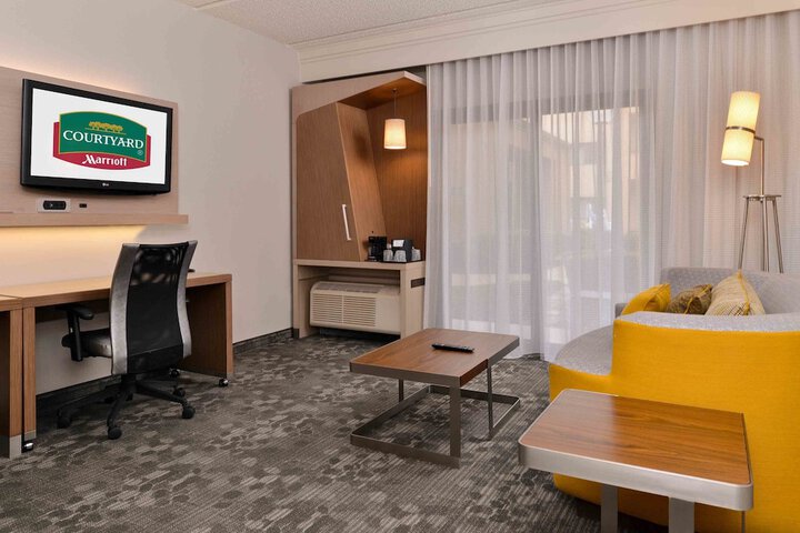 Room 17 of 30