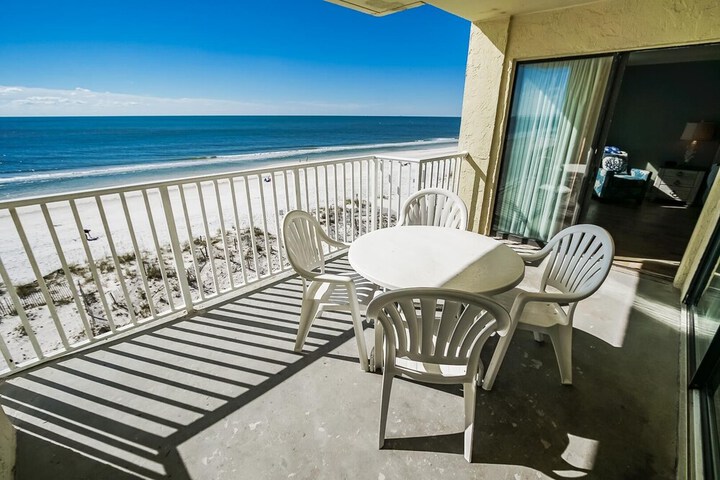 Terrace/Patio 12 of 13