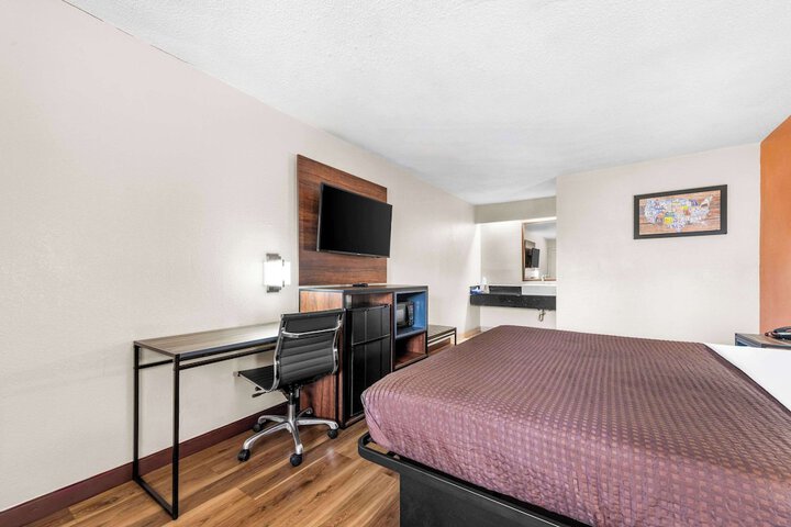 Room 29 of 41