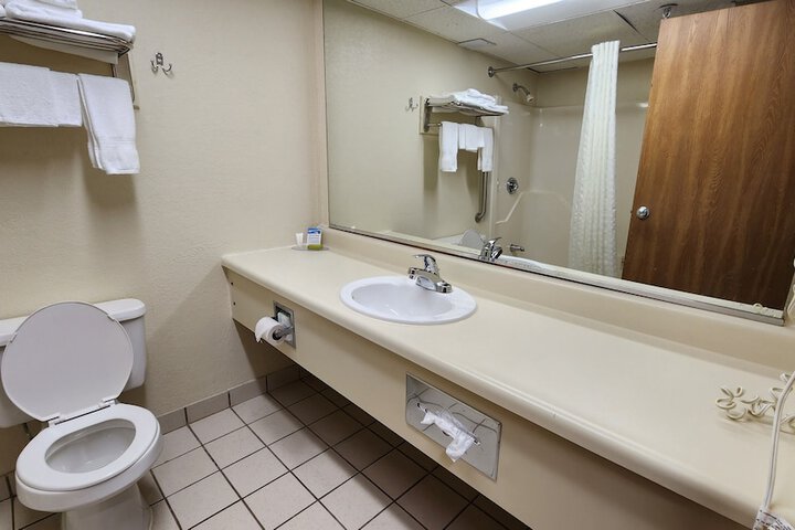 Room 7 of 41