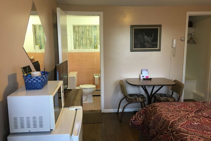 Room 54 of 177