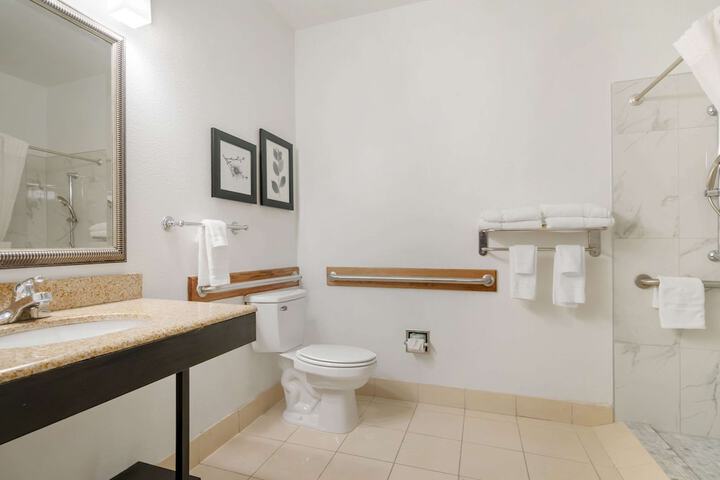 Room 18 of 41