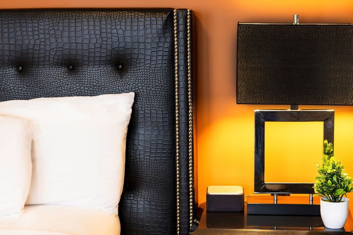 Room 40 of 49