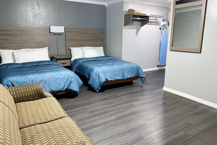 Budget Host Inn