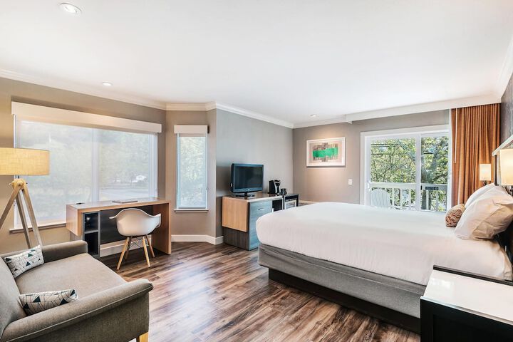 UpValley Inn & Hot Springs Napa Valley an Ascend Collection Hotel