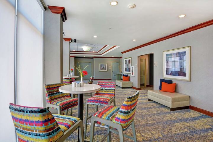 Room 21 of 44